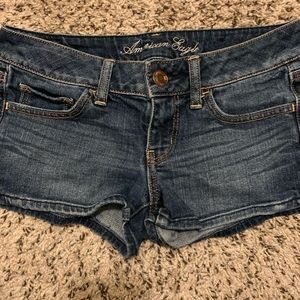 🍓3/$25🍓 low rise denim shorts